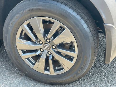 Certified 2022 Nissan Pathfinder SV AWD/4WD image 27