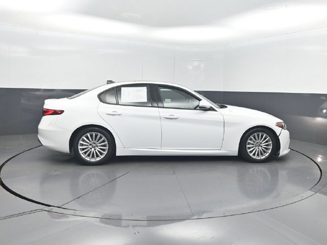 Used 2022 Alfa Romeo Giulia Sprint RWD image 31