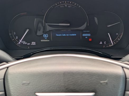 Used 2017 Cadillac XT5 Luxury w/ Driver Awareness Package FWD image 29