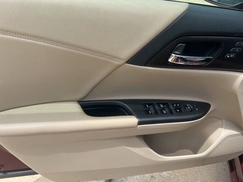 Used 2014 Honda Accord EX-L image 8