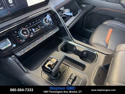 Used 2023 GMC Sierra 1500 AT4 w/ Technology Package image 20