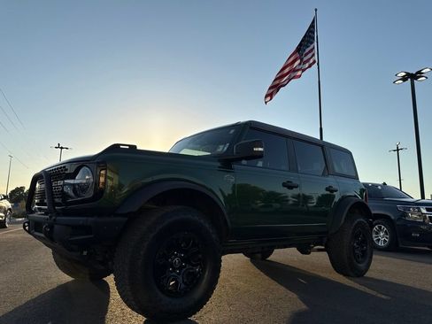 Used 2024 Ford Bronco Wildtrak AWD/4WD image 28