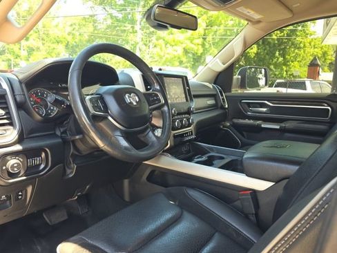 Used 2019 RAM 1500 Laramie AWD/4WD image 25