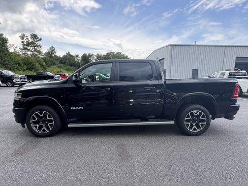 Used 2025 RAM 1500 Laramie RWD image 8