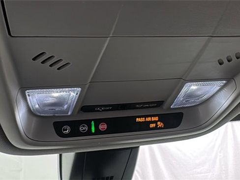 Used 2023 GMC Acadia SLE w/ Driver Convenience Package image 34