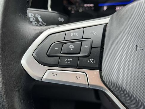 Certified 2023 Volkswagen Jetta SE FWD image 22