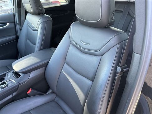 Used 2022 Cadillac XT5 Premium Luxury image 11
