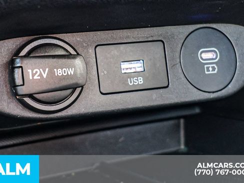 Used 2024 Hyundai Elantra Limited FWD image 40