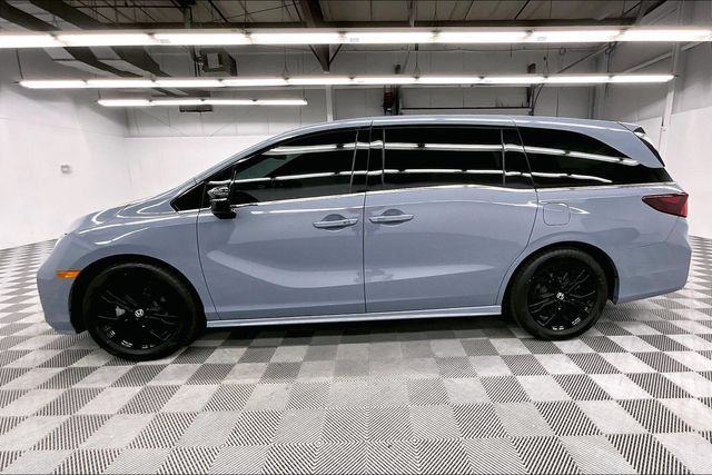 Used 2025 Honda Odyssey Sport-L image 14