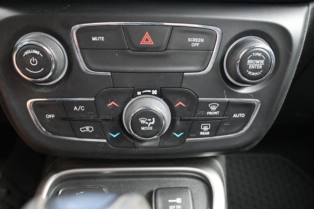 Used 2021 Jeep Compass Sport w/ Cold Weather Group FWD image 14