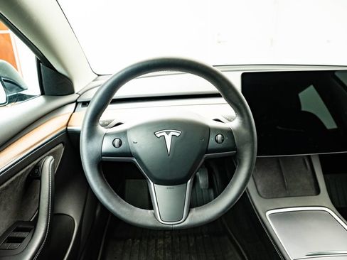 Used 2023 Tesla Model 3 Standard Range RWD image 35