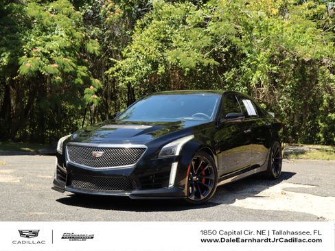 Used 2018 Cadillac CTS V w/ Carbon Fiber Package RWD image 1