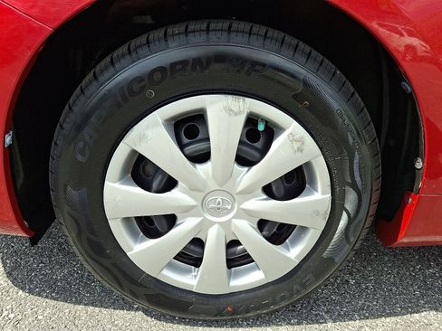 Used 2013 Toyota Corolla L FWD image 9