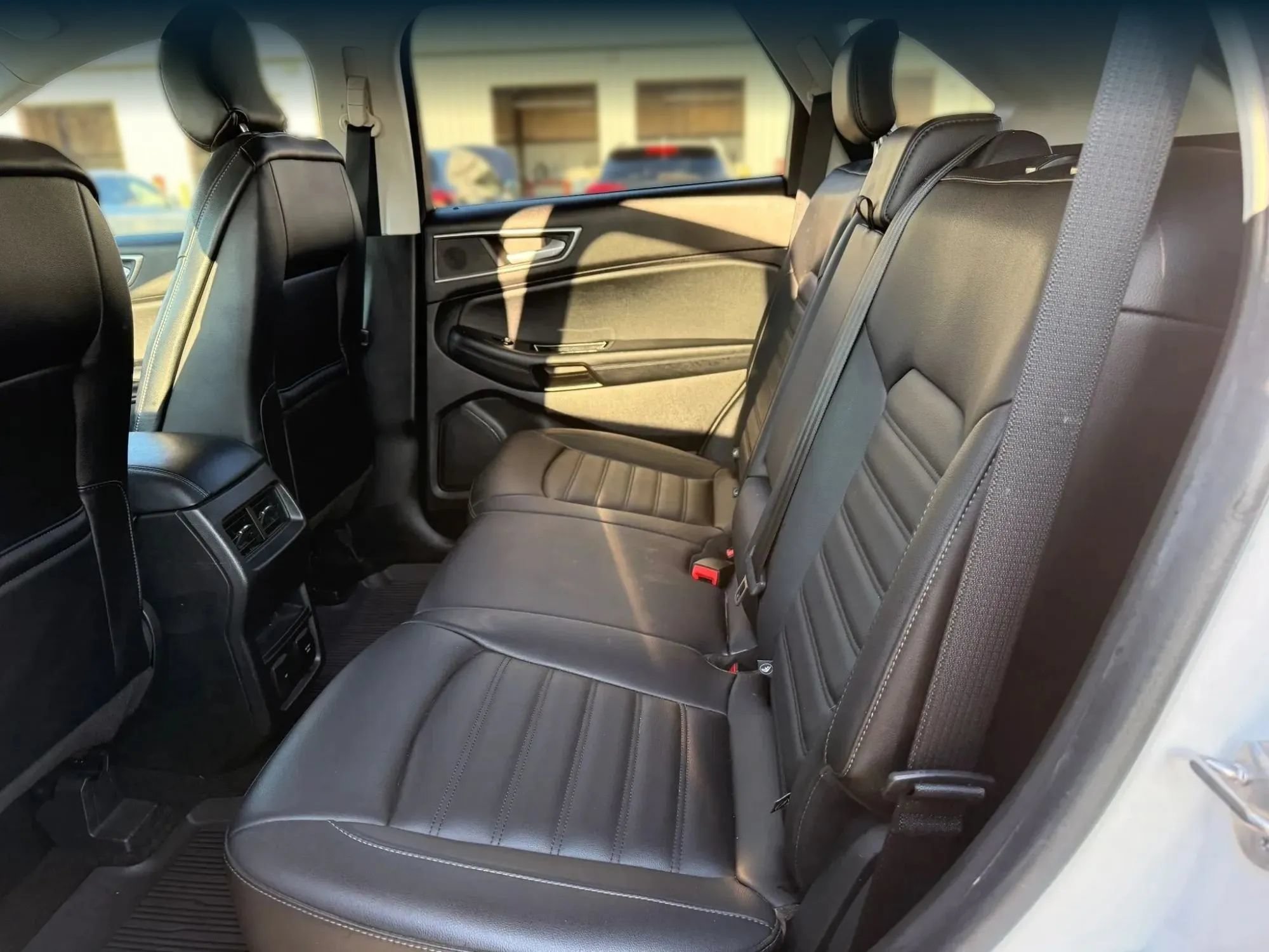 Used 2019 Ford Edge SEL w/ Equipment Group 201A AWD/4WD image 21