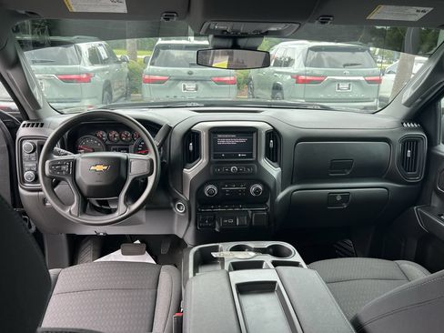 Used 2023 Chevrolet Silverado 1500 Custom AWD/4WD image 31