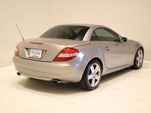 Used 2005 Mercedes-Benz SLK 350 image 6