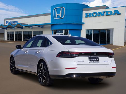 New 2025 Honda Accord Touring image 4