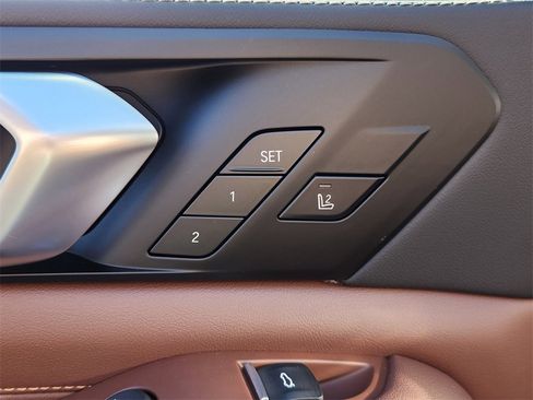 New 2026 BMW X5 xDrive40i image 17