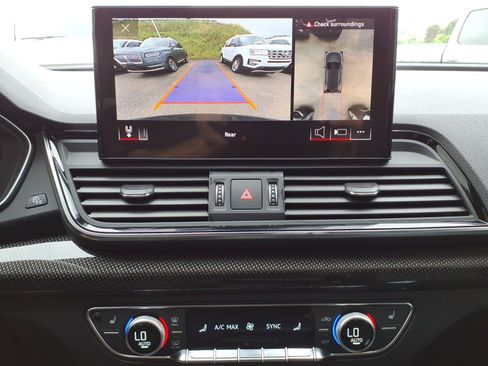 Used 2023 Audi SQ5 Premium Plus w/ Premium Plus Package AWD/4WD image 16