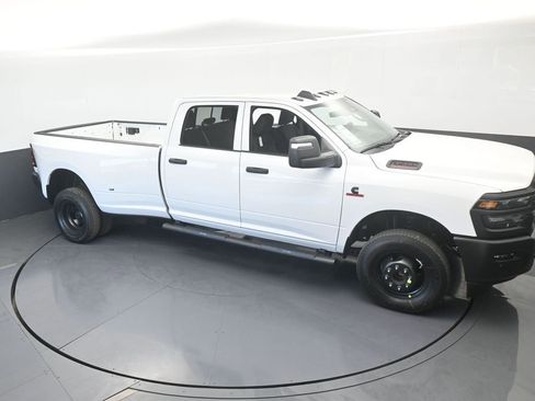 Used 2026 RAM 3500 Tradesman AWD/4WD image 50