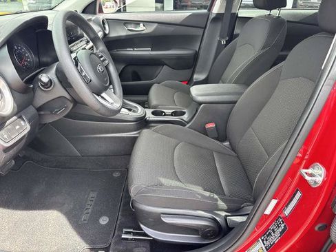 Used 2020 Kia Forte LXS FWD image 16