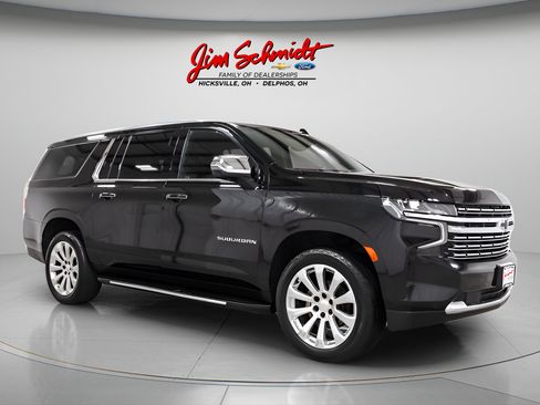Used 2023 Chevrolet Suburban Premier AWD/4WD image 1