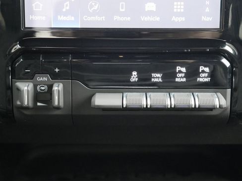 Used 2025 RAM 2500 Big Horn image 23