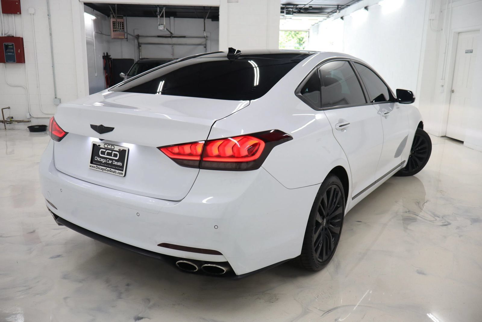 Used 2015 Hyundai Genesis 5.0 w/ Option Group 05 RWD image 8