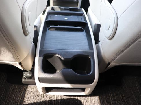 Used 2025 Honda Odyssey EX-L image 24