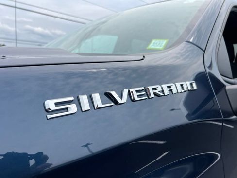 Used 2022 Chevrolet Silverado 1500 LT AWD/4WD image 29