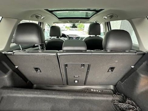 Certified 2023 Volkswagen Taos SEL AWD/4WD image 18