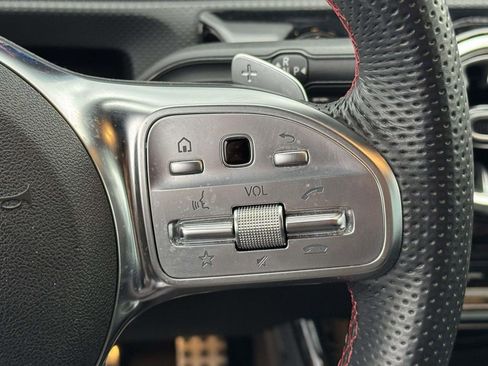 Used 2023 Mercedes-Benz CLA 250 4MATIC image 24