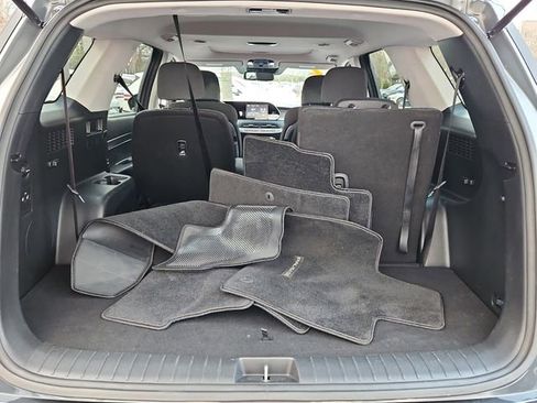 Used 2022 Hyundai Palisade SEL image 17