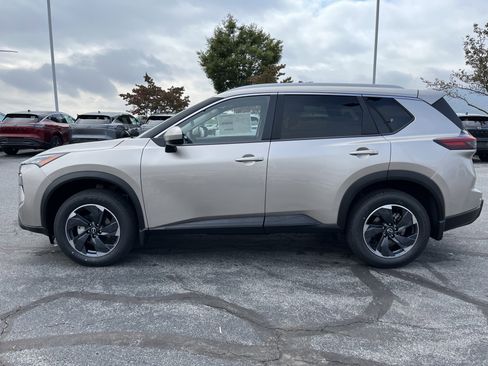New 2026 Nissan Rogue SV w/ SV Premium Package image 8