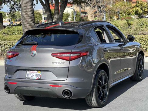 Used 2020 Alfa Romeo Stelvio Ti w/ Nero Edizione image 24