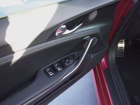 Used 2023 Kia Stinger GT-Line w/ Sun & Sound Package image 9