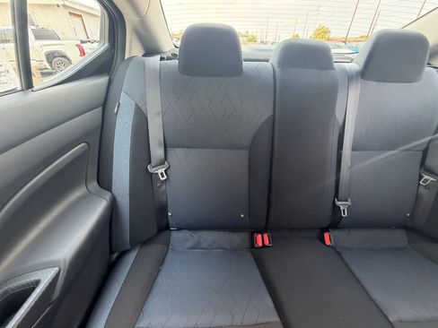 Used 2025 Nissan Versa SV FWD image 37