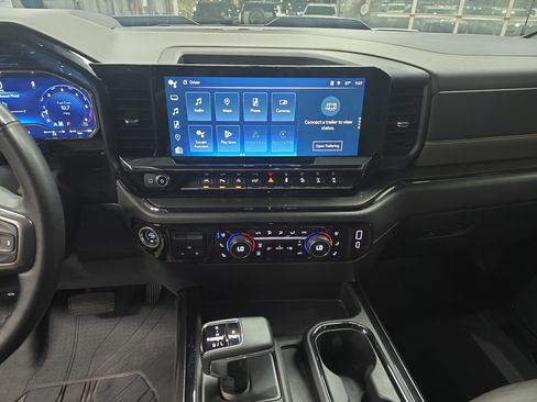 Used 2024 Chevrolet Silverado 1500 ZR2 w/ Technology Package AWD/4WD image 19