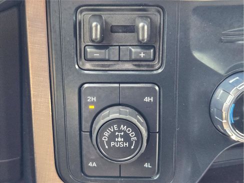 Certified 2025 Ford F150 King Ranch AWD/4WD image 20