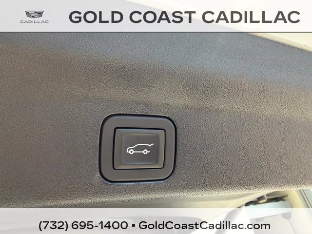 Used 2026 Cadillac Escalade IQL Sport 1 w/ LPO, ONYX Package AWD/4WD image 21