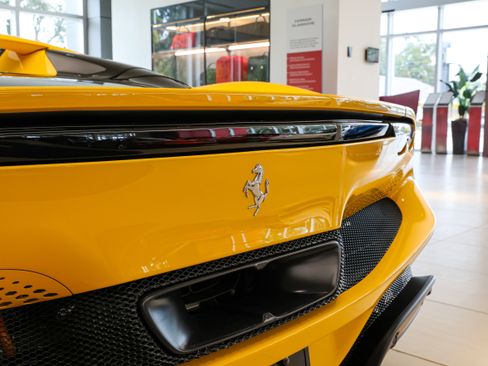 Used 2025 Ferrari 296 GTS image 28