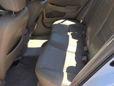 Used 2005 Honda Accord EX-L image 10