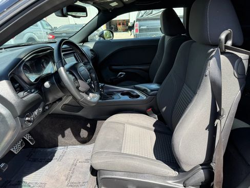 Used 2018 Dodge Challenger SXT w/ Blacktop Package image 2