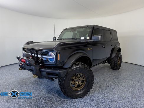 Used 2024 Ford Bronco Wildtrak image 3