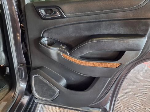 Used 2015 Chevrolet Tahoe LTZ image 10
