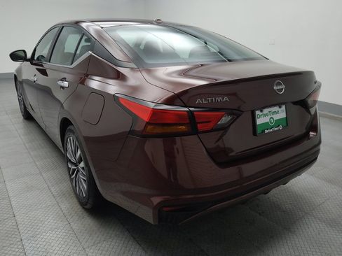Used 2024 Nissan Altima 2.5 SV image 5