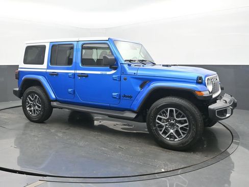 New 2026 Jeep Wrangler Unlimited Sahara AWD/4WD image 7