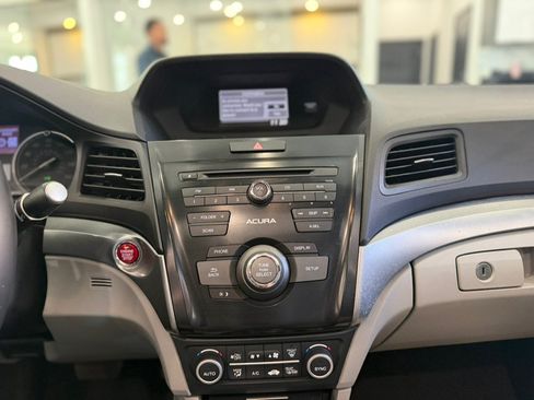 Used 2018 Acura ILX FWD image 22