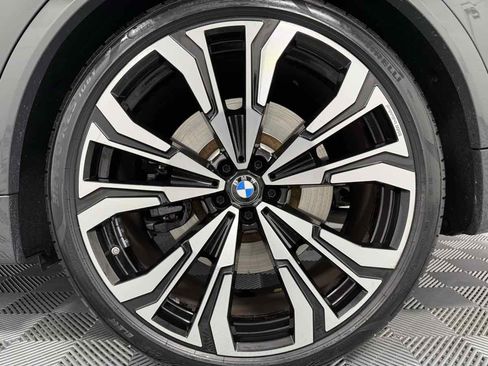 Used 2023 BMW X7 M60i image 53