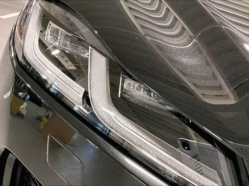 Used 2025 Jaguar F-PACE R-Dynamic S image 28